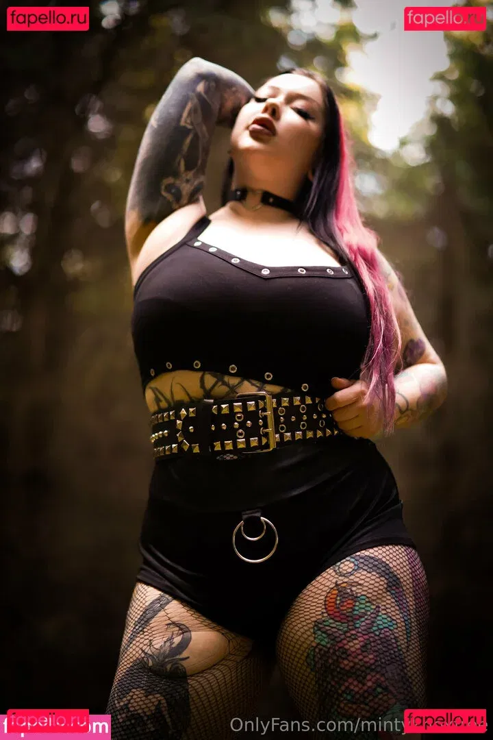 mintyknoxfree Onlyfans Photo Gallery 