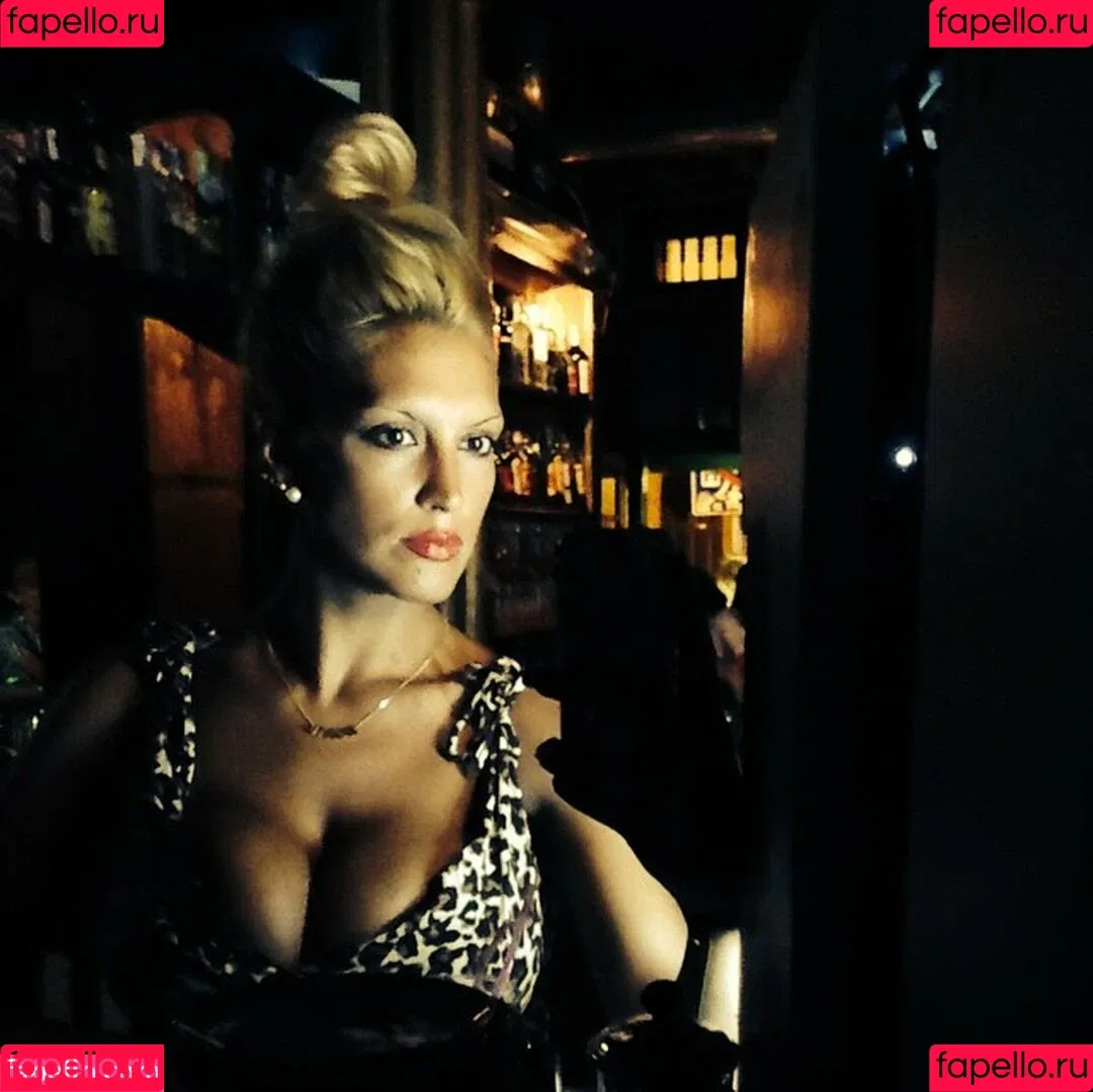 Gatina 22 Onlyfans Photo Gallery 