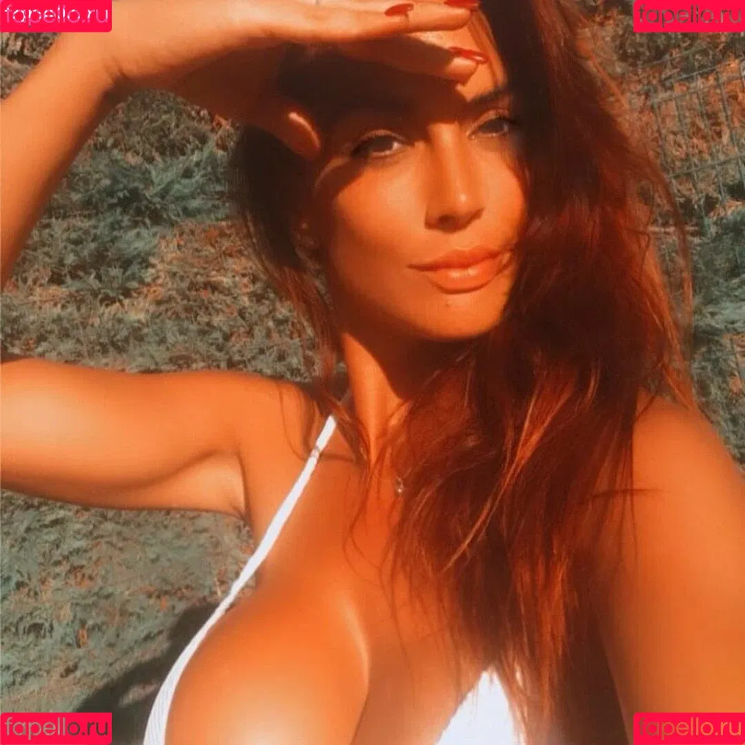 Gatina 22 Onlyfans Photo Gallery 