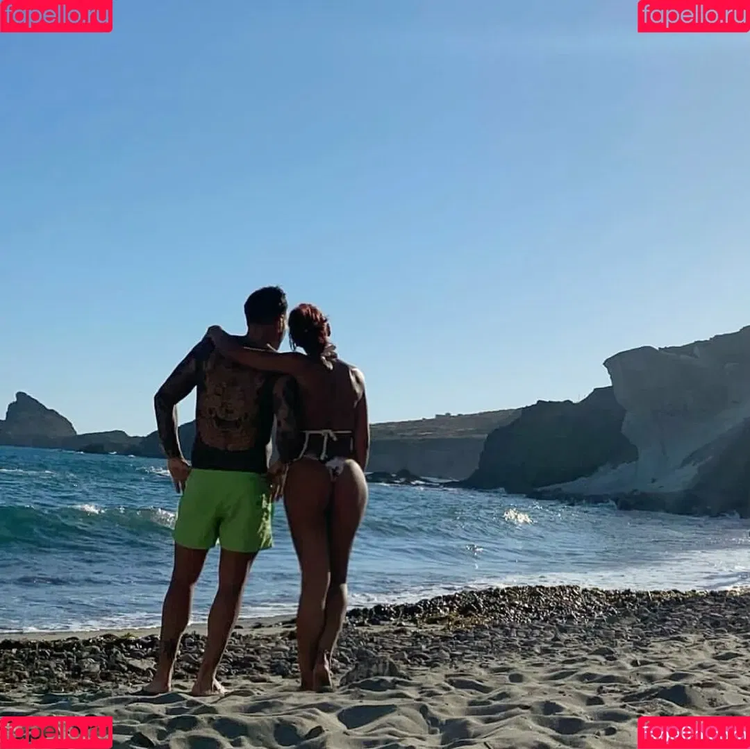 Gatina 22 Onlyfans Photo Gallery 