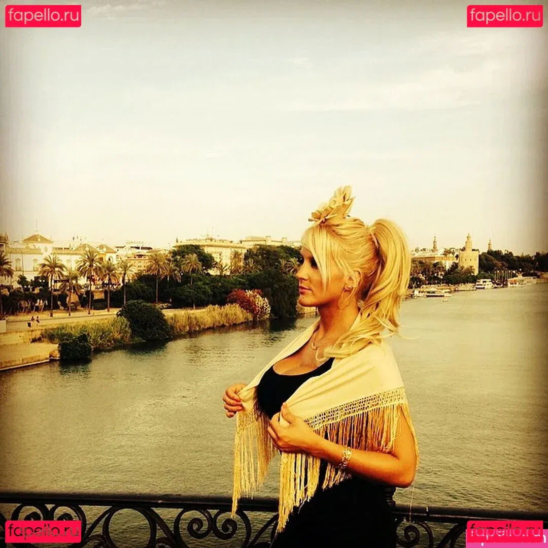 Gatina 22 Onlyfans Photo Gallery 