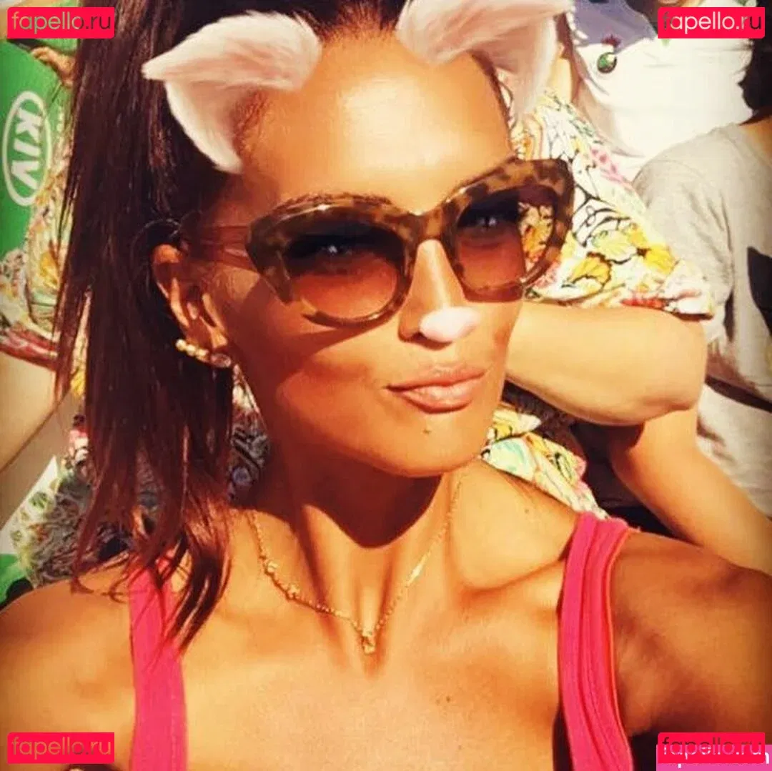 Gatina 22 Onlyfans Photo Gallery 