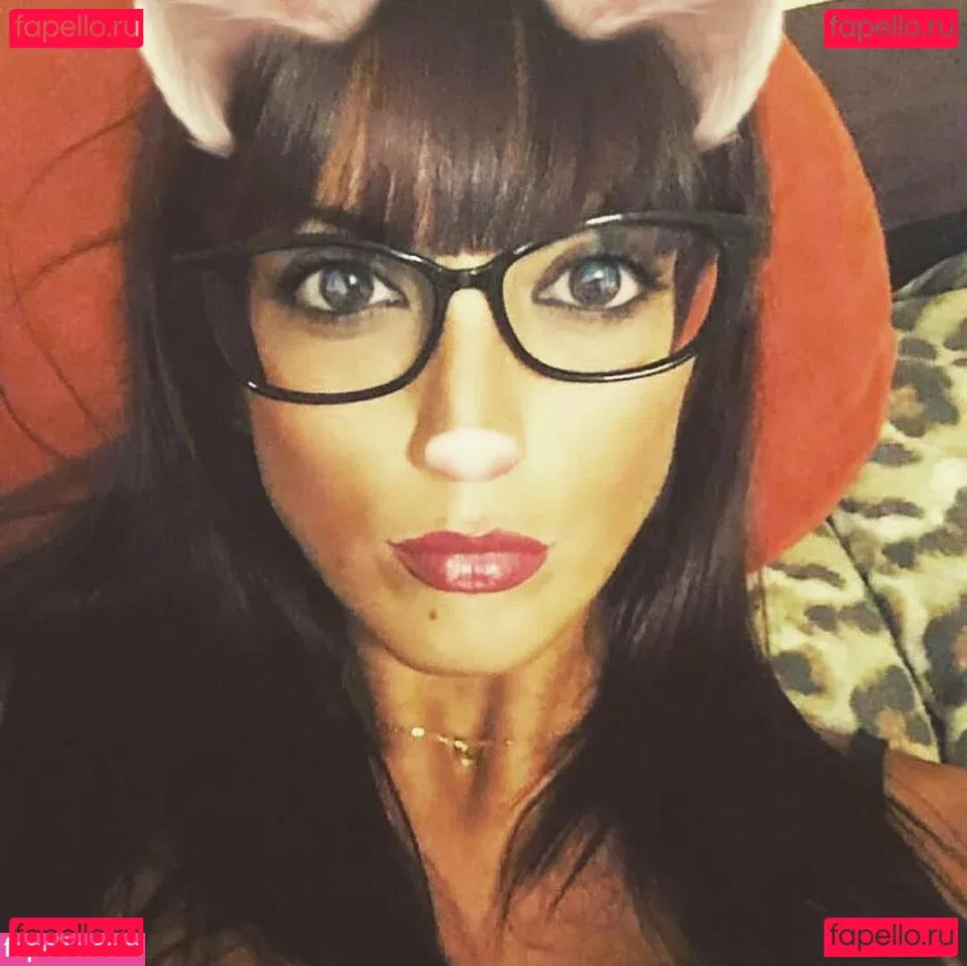 Gatina 22 Onlyfans Photo Gallery 