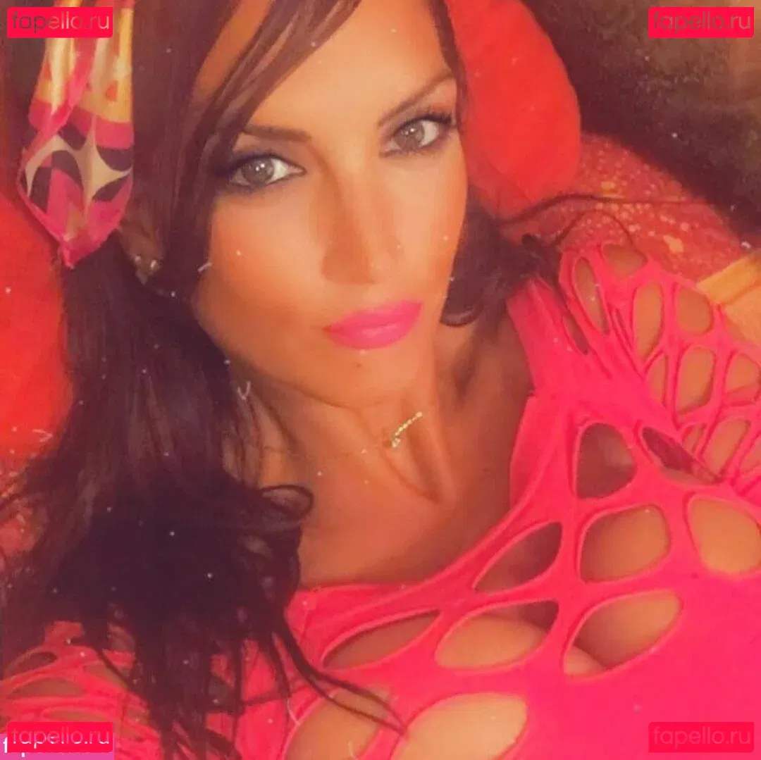 Gatina 22 Onlyfans Photo Gallery 