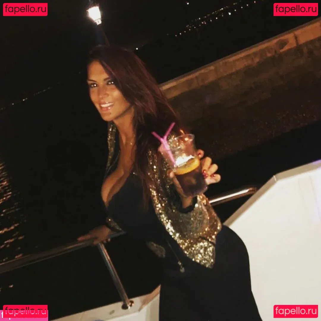 Gatina 22 Onlyfans Photo Gallery 