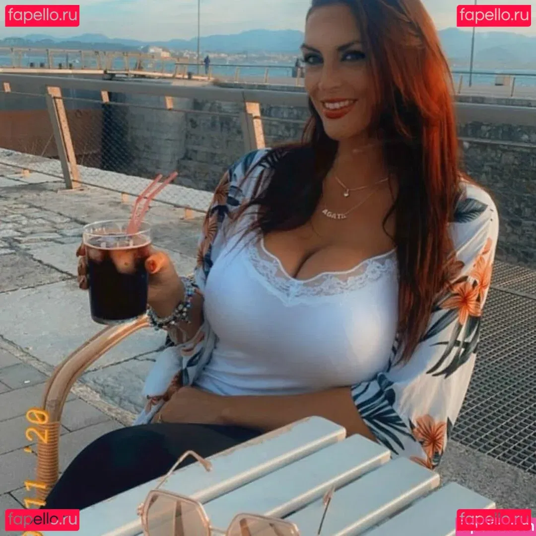 Gatina 22 Onlyfans Photo Gallery 