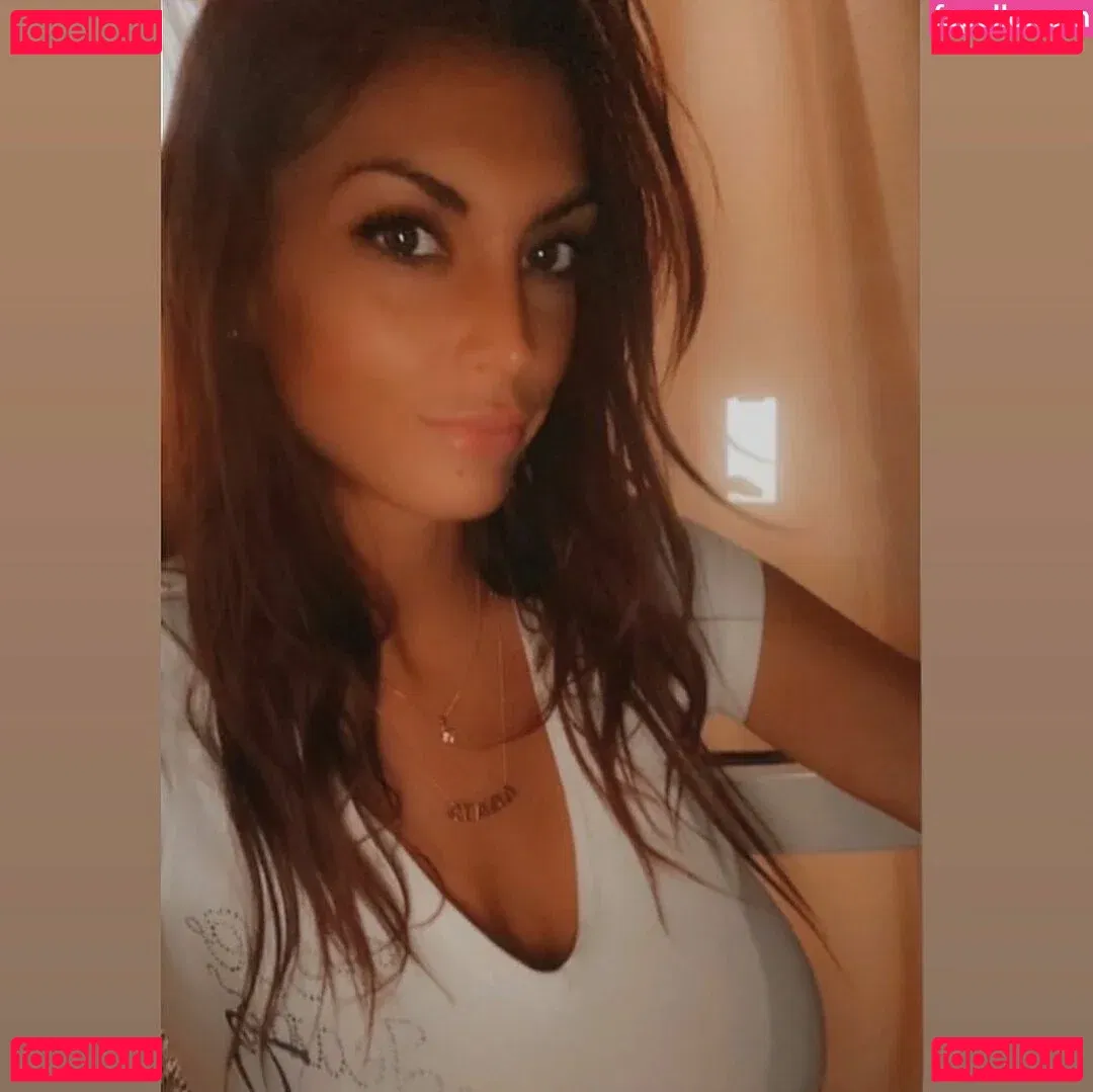 Gatina 22 Onlyfans Photo Gallery 