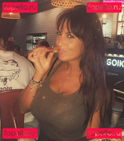 Gatina 22 Onlyfans Photo Gallery 