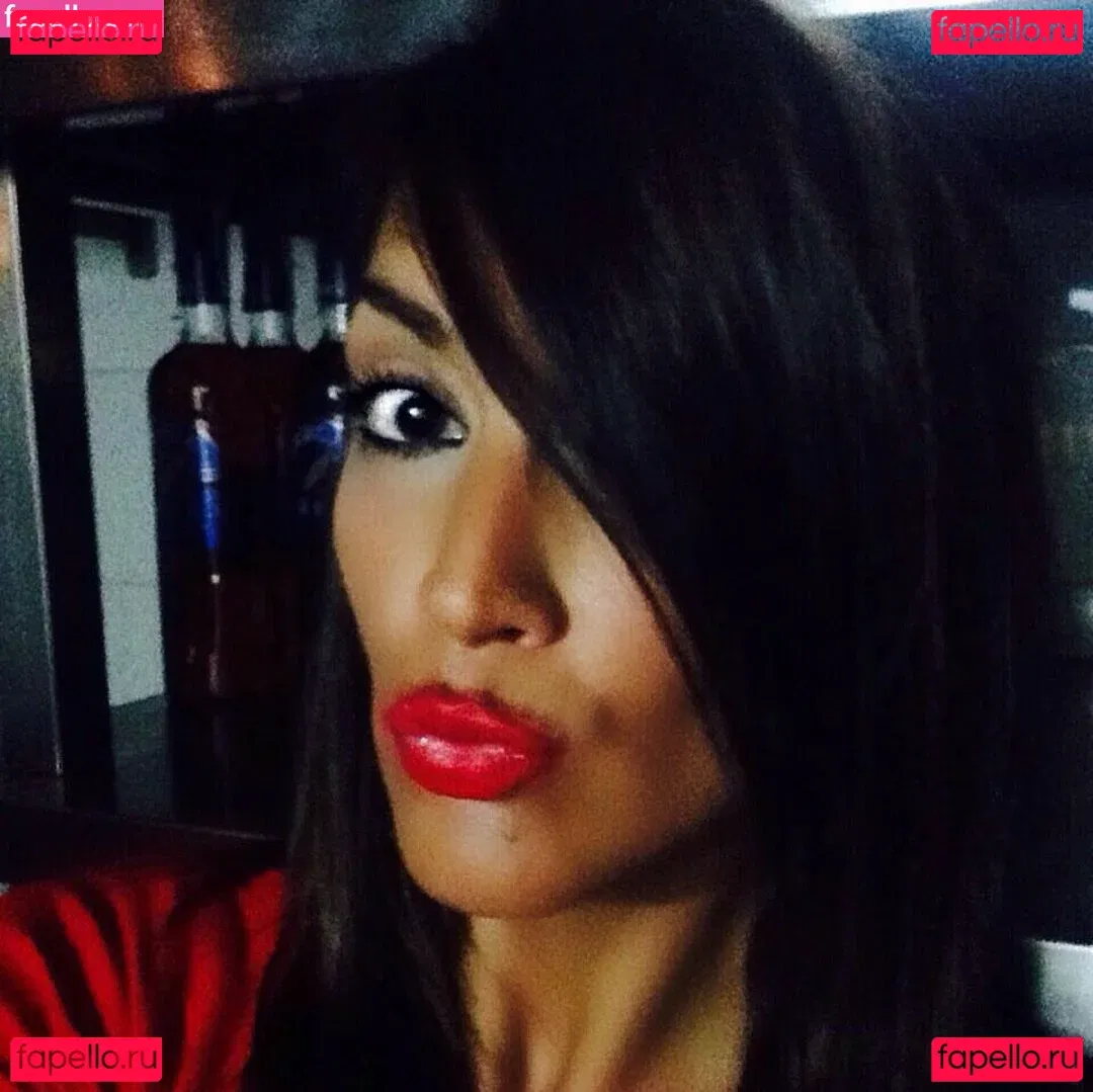 Gatina 22 Onlyfans Photo Gallery 