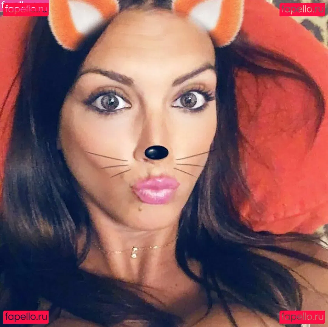 Gatina 22 Onlyfans Photo Gallery 