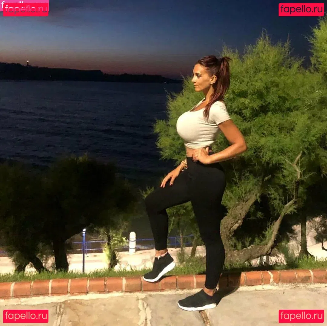 Gatina 22 Onlyfans Photo Gallery 