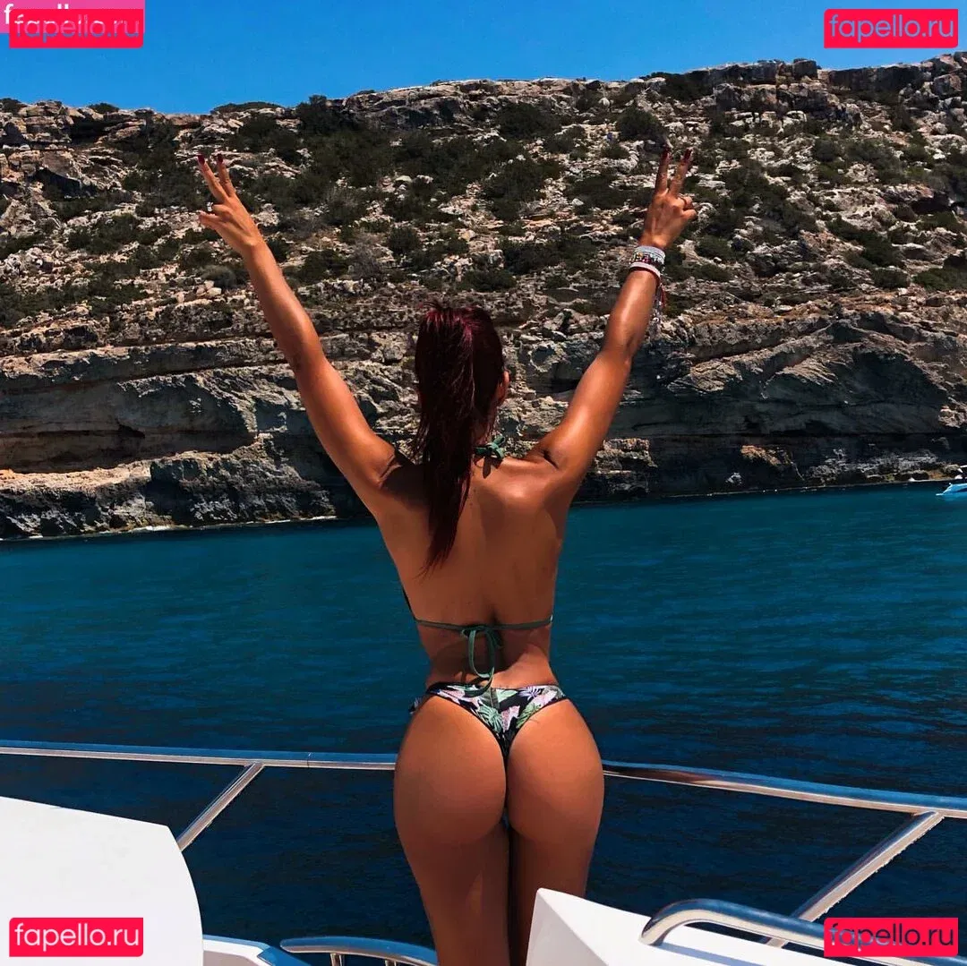 Gatina 22 Onlyfans Photo Gallery 