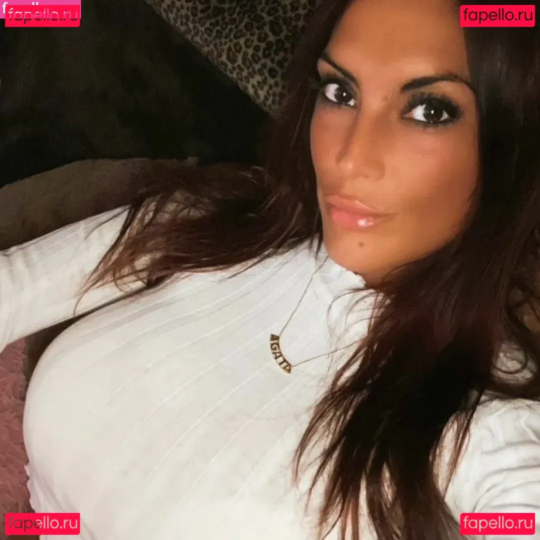 Gatina 22 Onlyfans Photo Gallery 