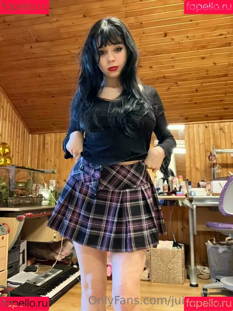 juicymaya Onlyfans Photo Gallery 