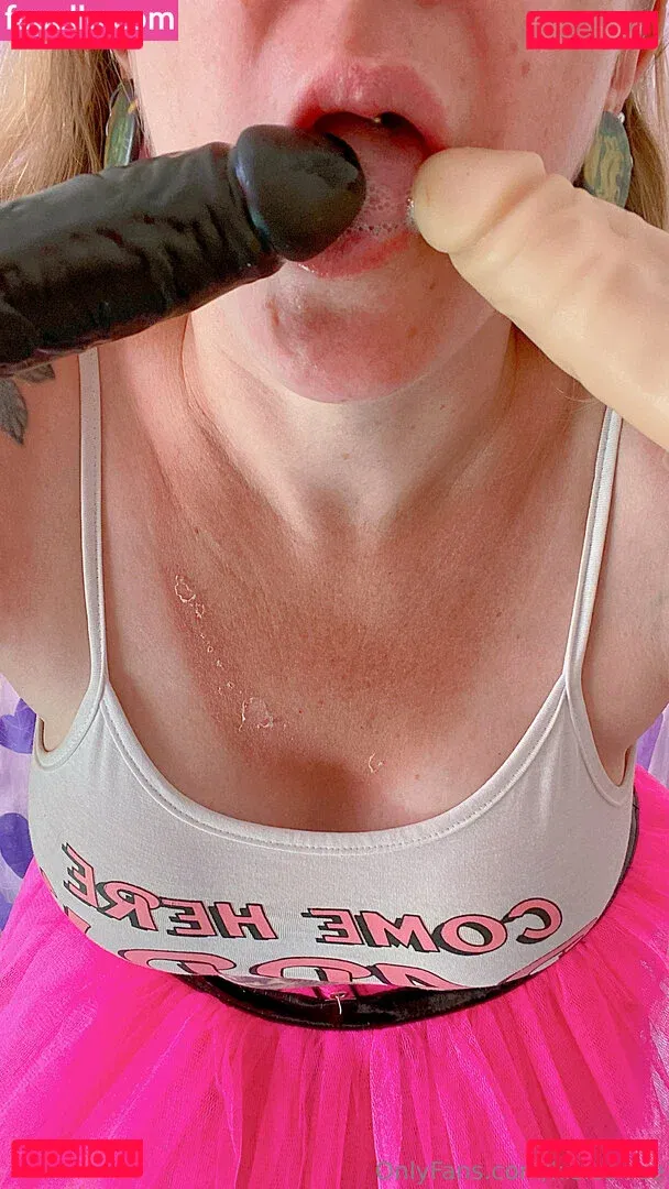 kisicafree Onlyfans Photo Gallery 