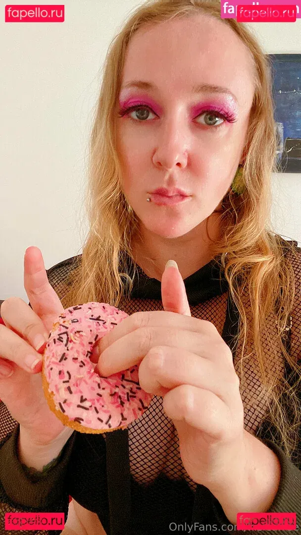 kisicafree Onlyfans Photo Gallery 