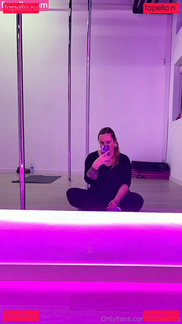 kisicafree Onlyfans Photo Gallery 