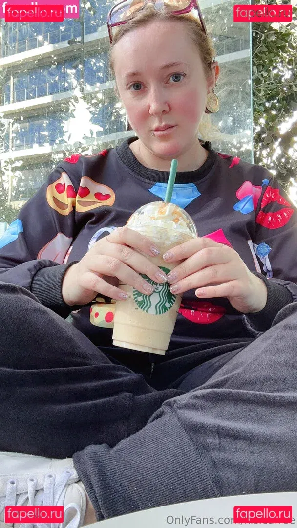 kisicafree Onlyfans Photo Gallery 