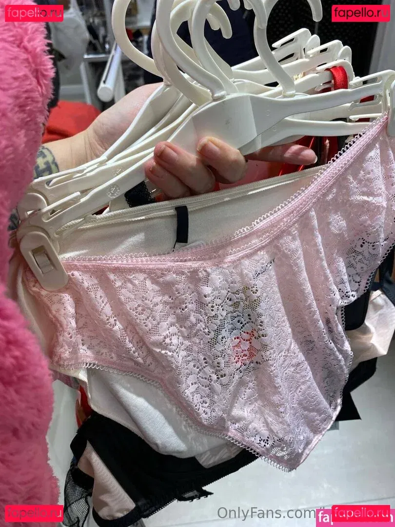 kisicafree Onlyfans Photo Gallery 