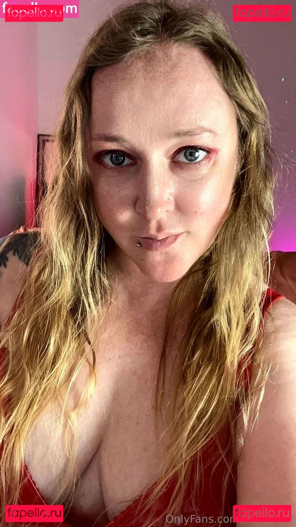 kisicafree Onlyfans Photo Gallery 