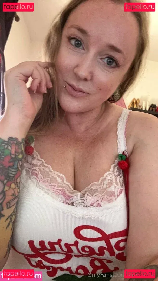 kisicafree Onlyfans Photo Gallery 