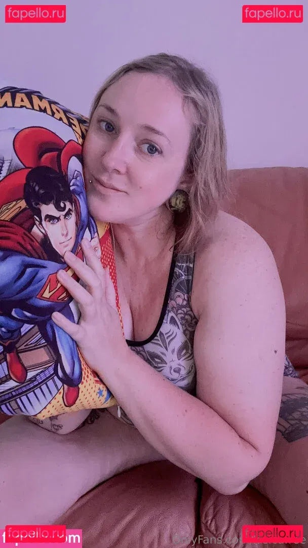 kisicafree Onlyfans Photo Gallery 