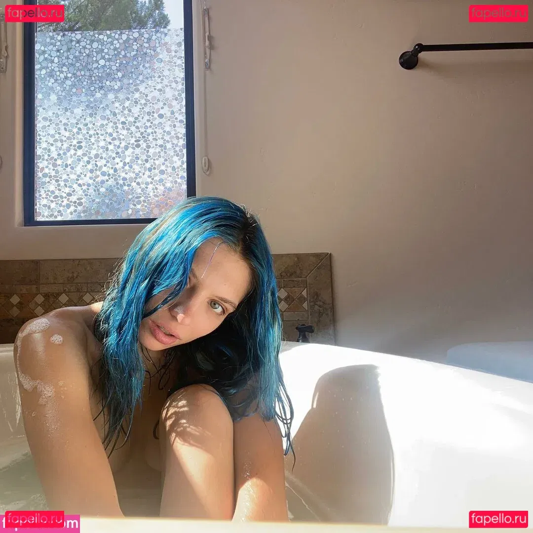 Gina Huynh Onlyfans Photo Gallery 