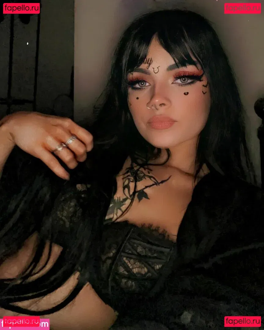 Portsmouth Onlyfans Photo Gallery 