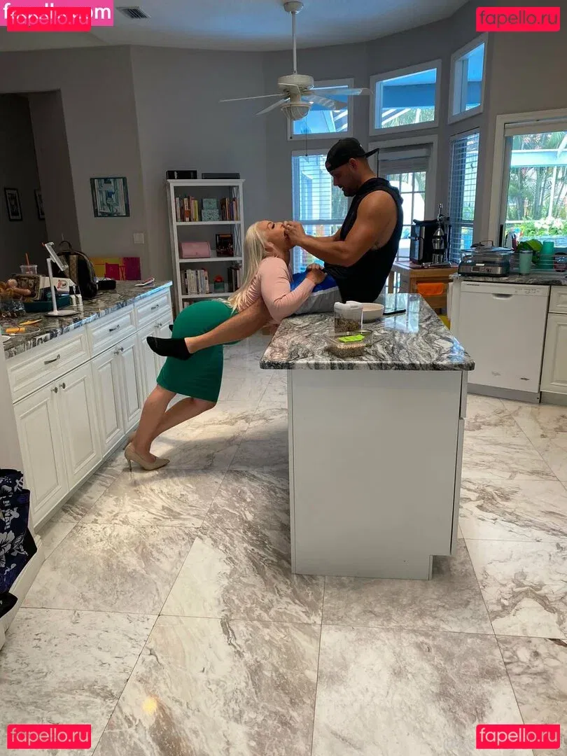 itsmacycartel Onlyfans Photo Gallery 