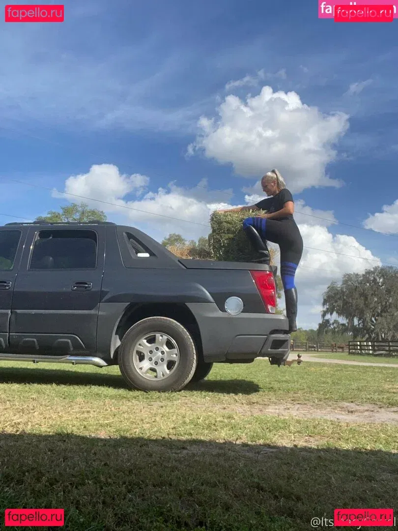 itsmacycartel Onlyfans Photo Gallery 