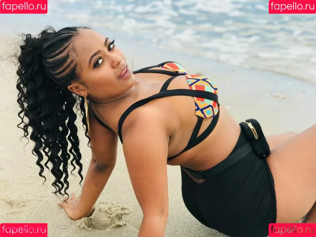 Bella Batista Onlyfans Photo Gallery 