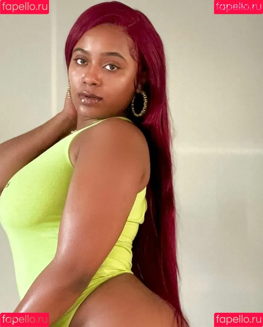 Bella Batista Onlyfans Photo Gallery 