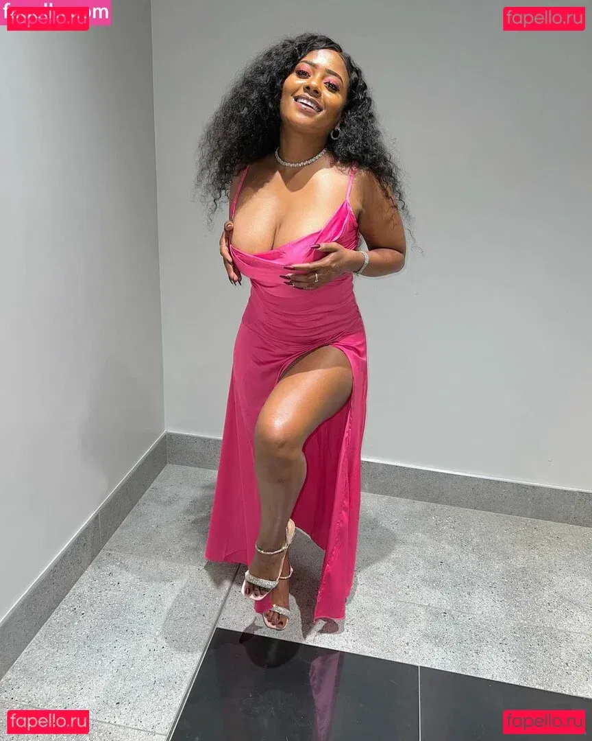 Bella Batista Onlyfans Photo Gallery 