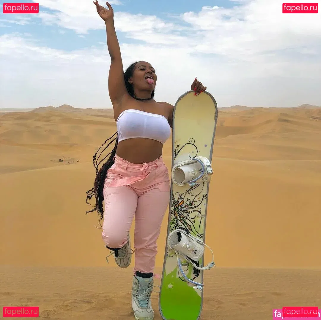 Bella Batista Onlyfans Photo Gallery 