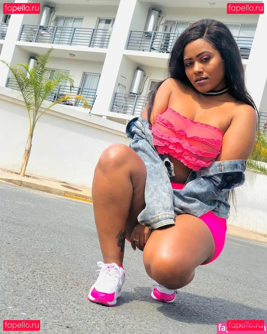 Bella Batista Onlyfans Photo Gallery 