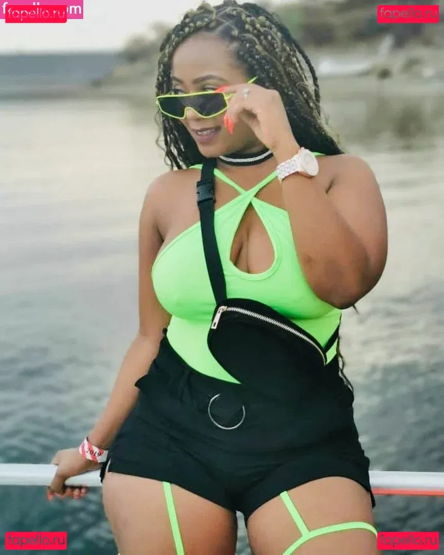 Bella Batista Onlyfans Photo Gallery 