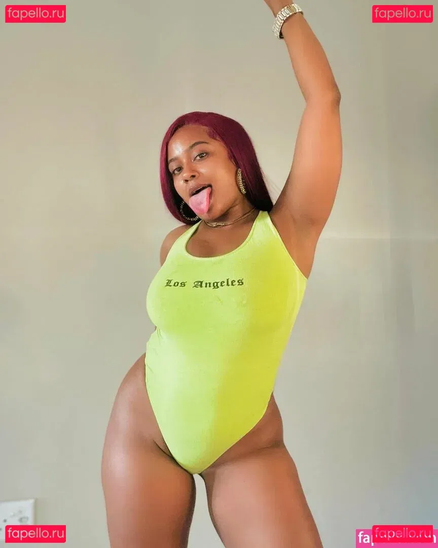 Bella Batista Onlyfans Photo Gallery 