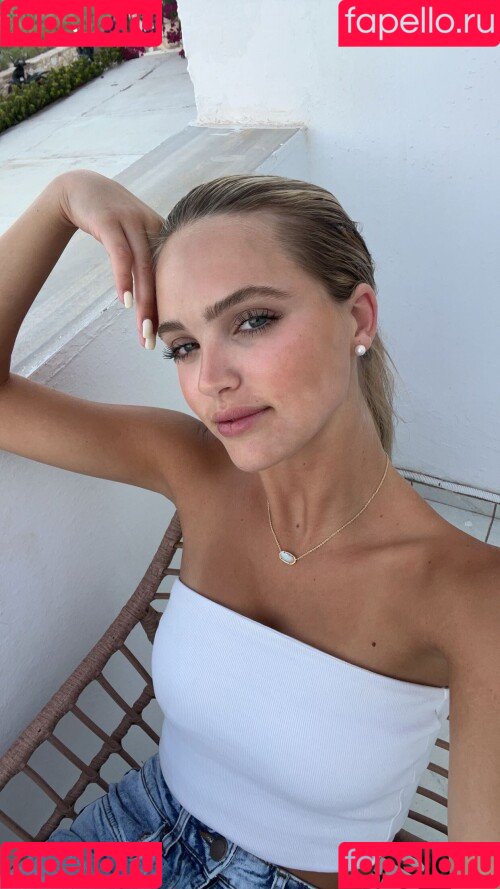 Paige Mackenzie Onlyfans Photo Gallery 