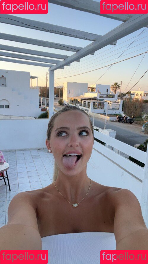 Paige Mackenzie Onlyfans Photo Gallery 