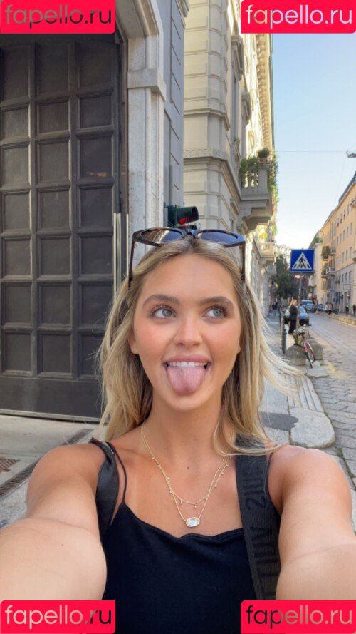 Paige Mackenzie Onlyfans Photo Gallery 