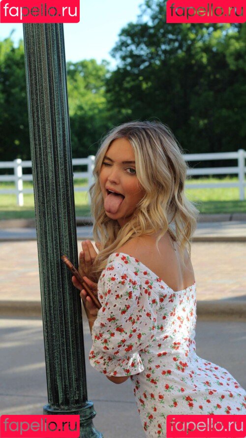 Paige Mackenzie Onlyfans Photo Gallery 