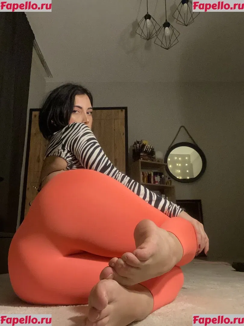 Dilan Dere Onlyfans Photo Gallery 