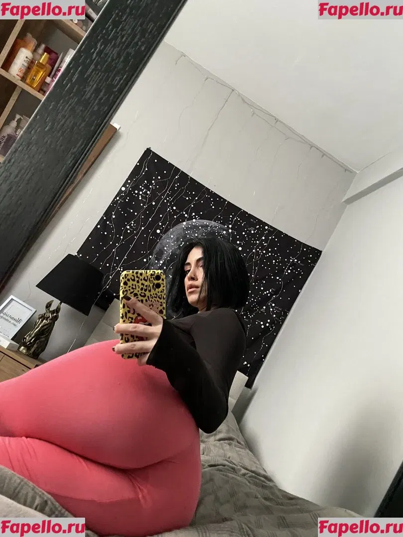 Dilan Dere Onlyfans Photo Gallery 