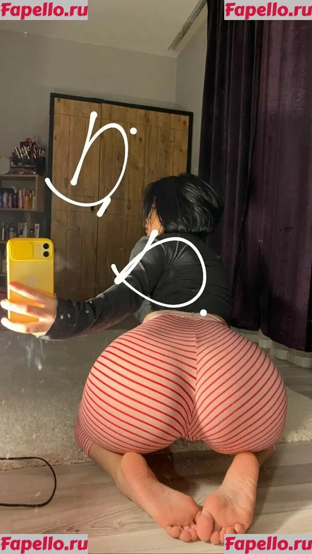 Dilan Dere Onlyfans Photo Gallery 