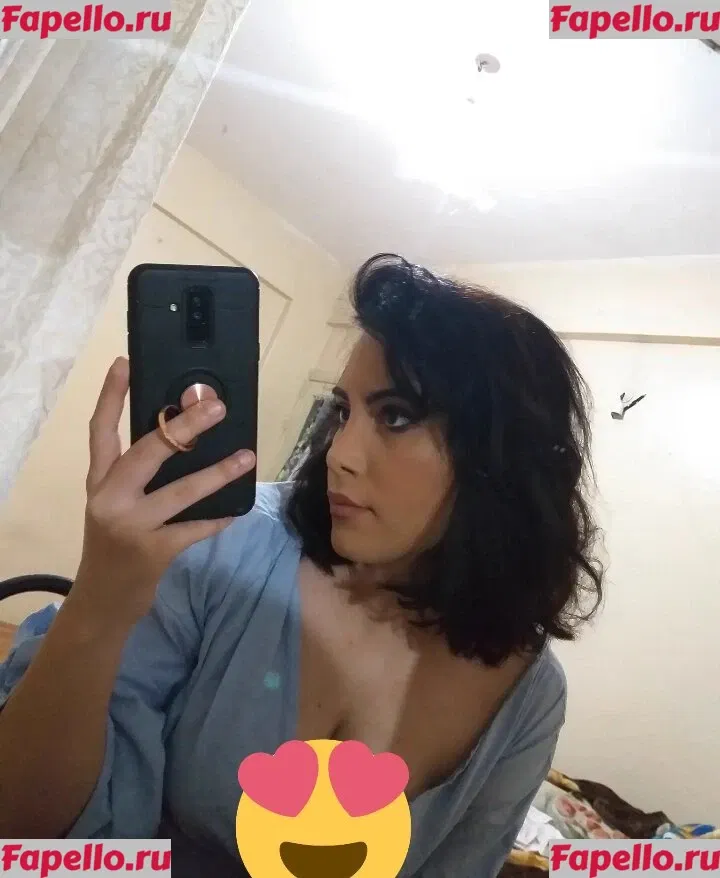 Dilan Dere Onlyfans Photo Gallery 