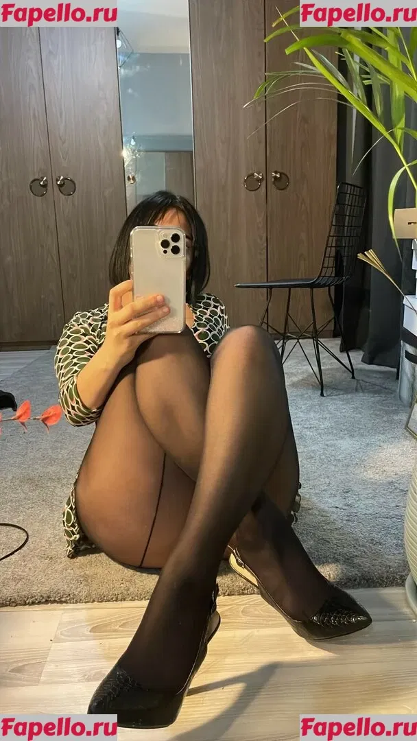 Dilan Dere Onlyfans Photo Gallery 