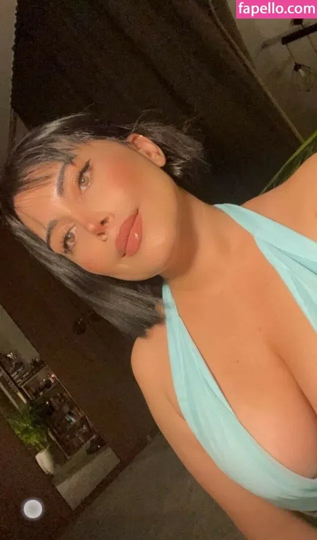 Dilan Dere Onlyfans Photo Gallery 