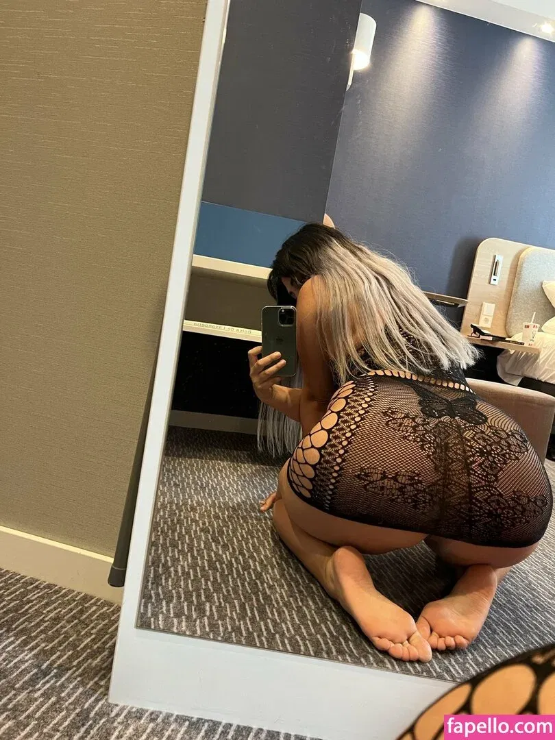 Dilan Dere Onlyfans Photo Gallery 