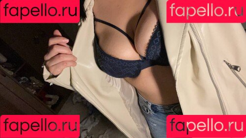 Dilan Dere Onlyfans Photo Gallery 