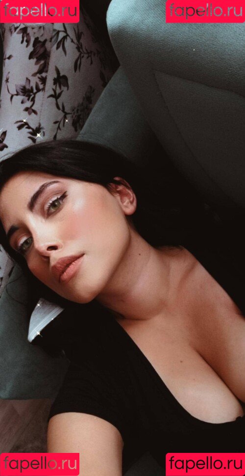 Dilan Dere Onlyfans Photo Gallery 